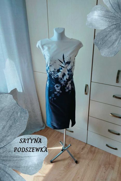 NOWA biało-granatowa satynowa sukienka ołówkowa r. 46 (3XL) Bonprix