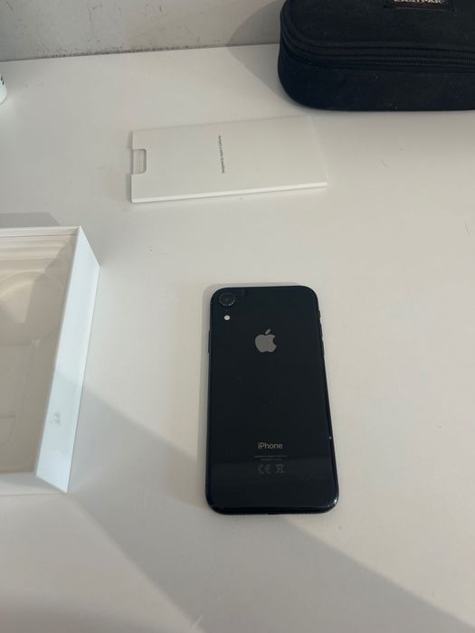IPhone XR - usado