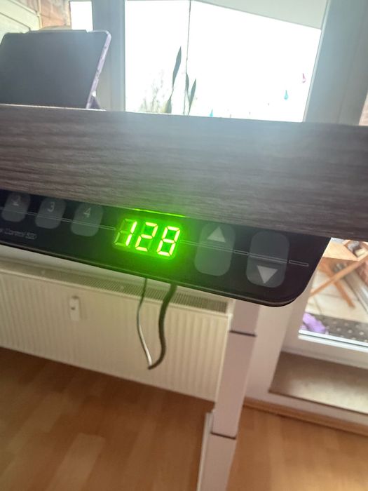 ! Duze biurko  mulimedialne 180/90 cm