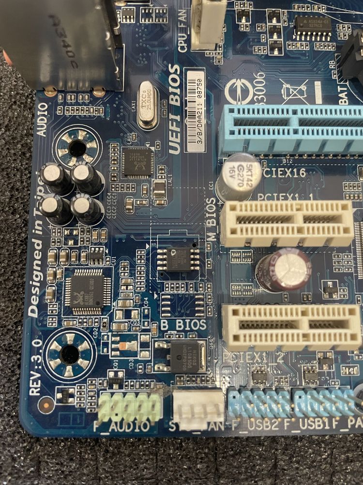 Материнська плата Gigabyte GA-H61M-S1 REV: 3.0, Intel H61, mATX, s1155