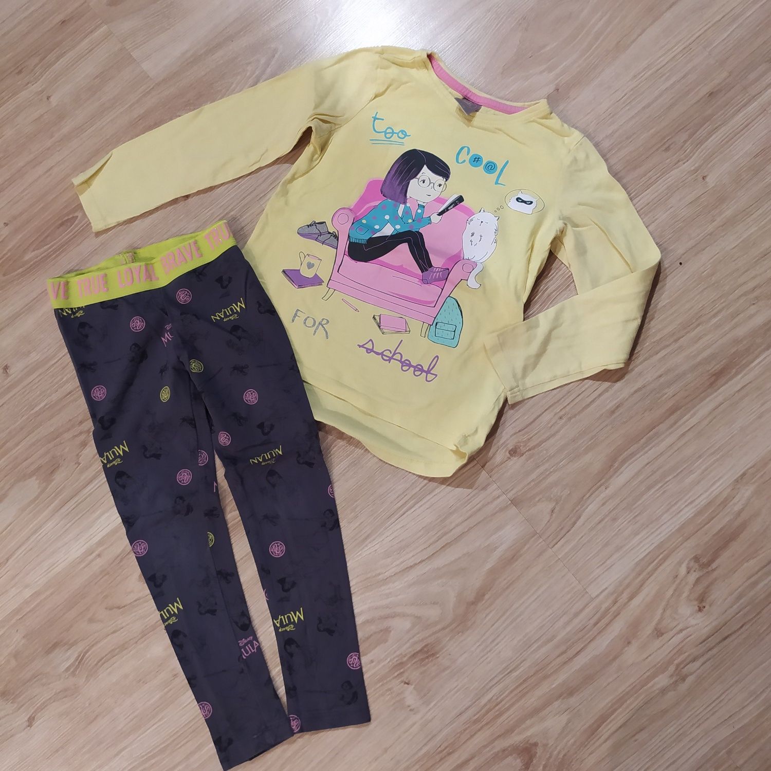 236-> komplet legginsy i bluzka MULAN RESERVED r.116 5-6Y