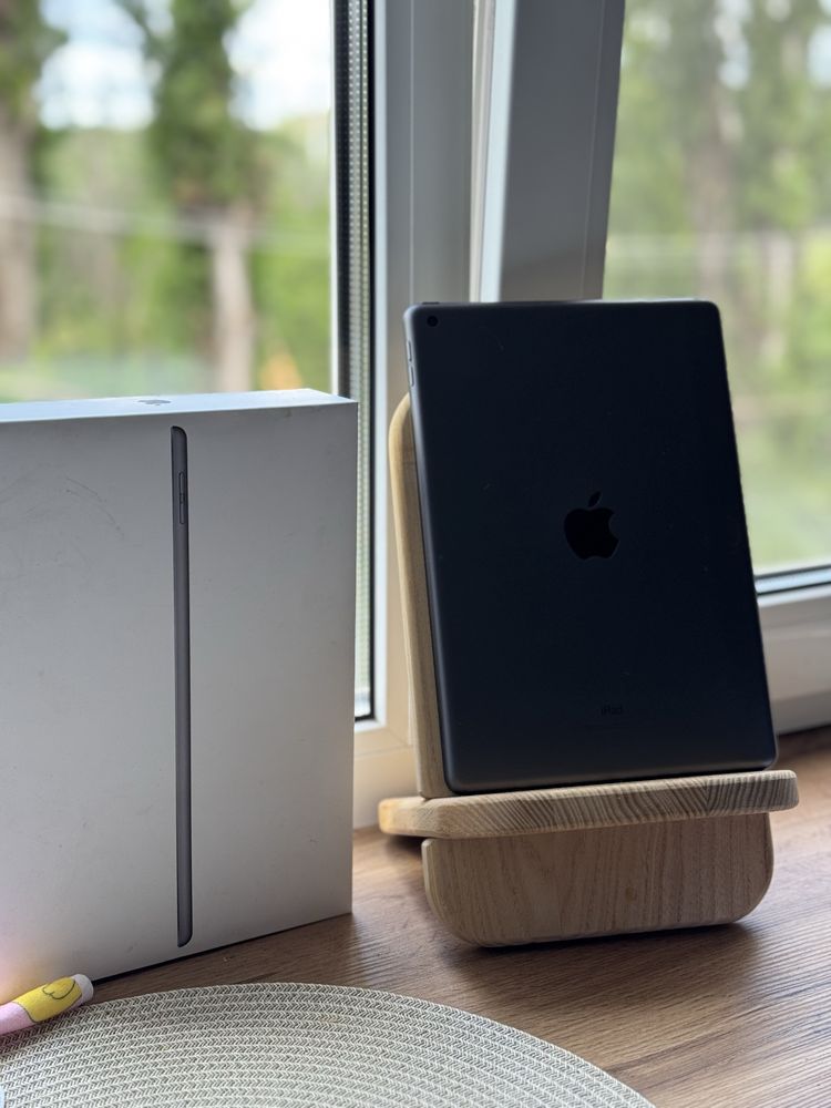 ipad 8 32 gb в отличном состоянии