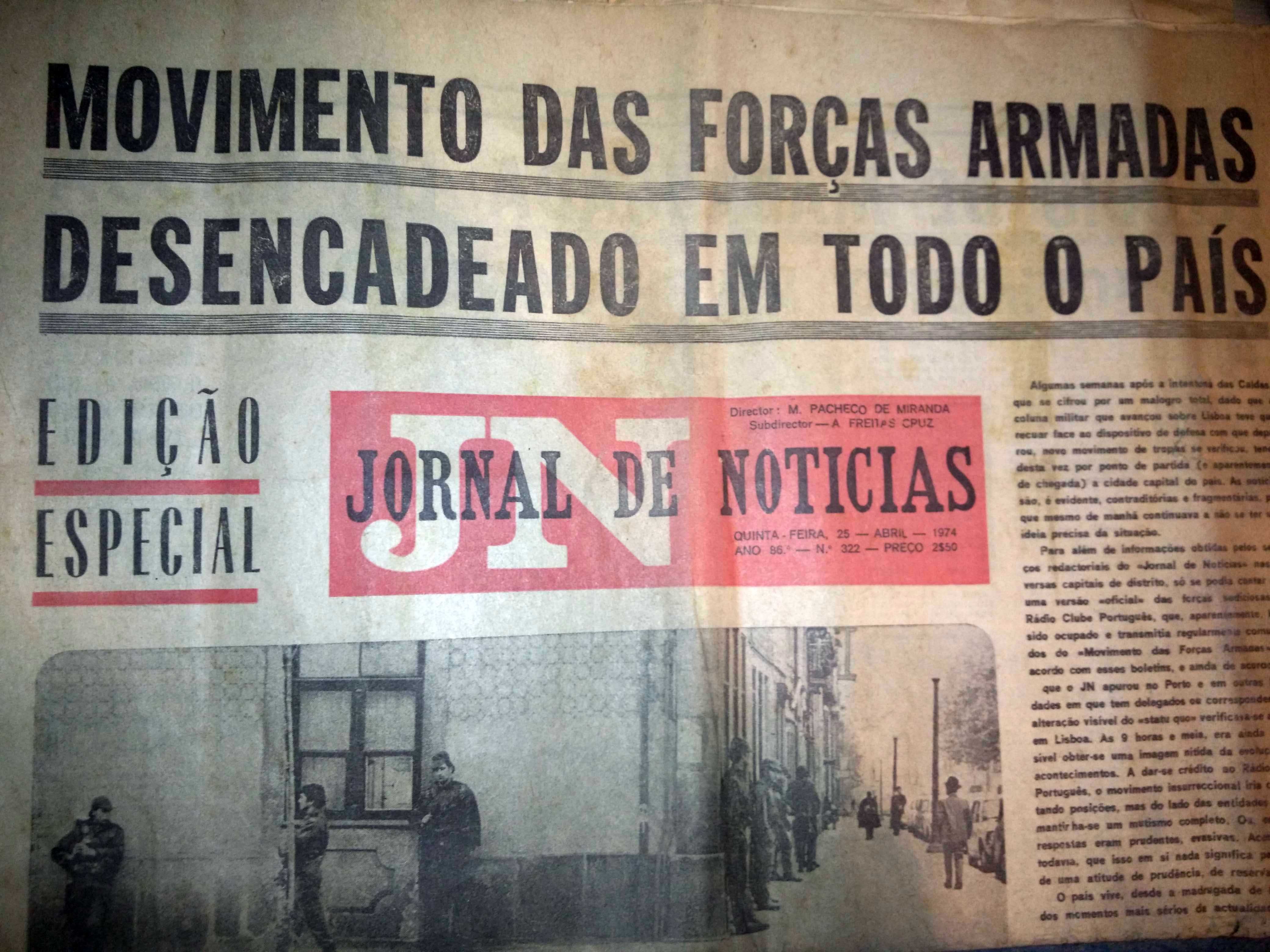 25 de Abril de 1974 - Colecção de 25 jornais