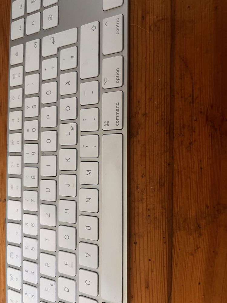 Apple magic keyboard z num lockiem