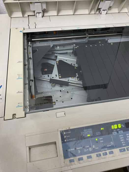 Fotocopidora Develop 1801 - A3 em funcionamento