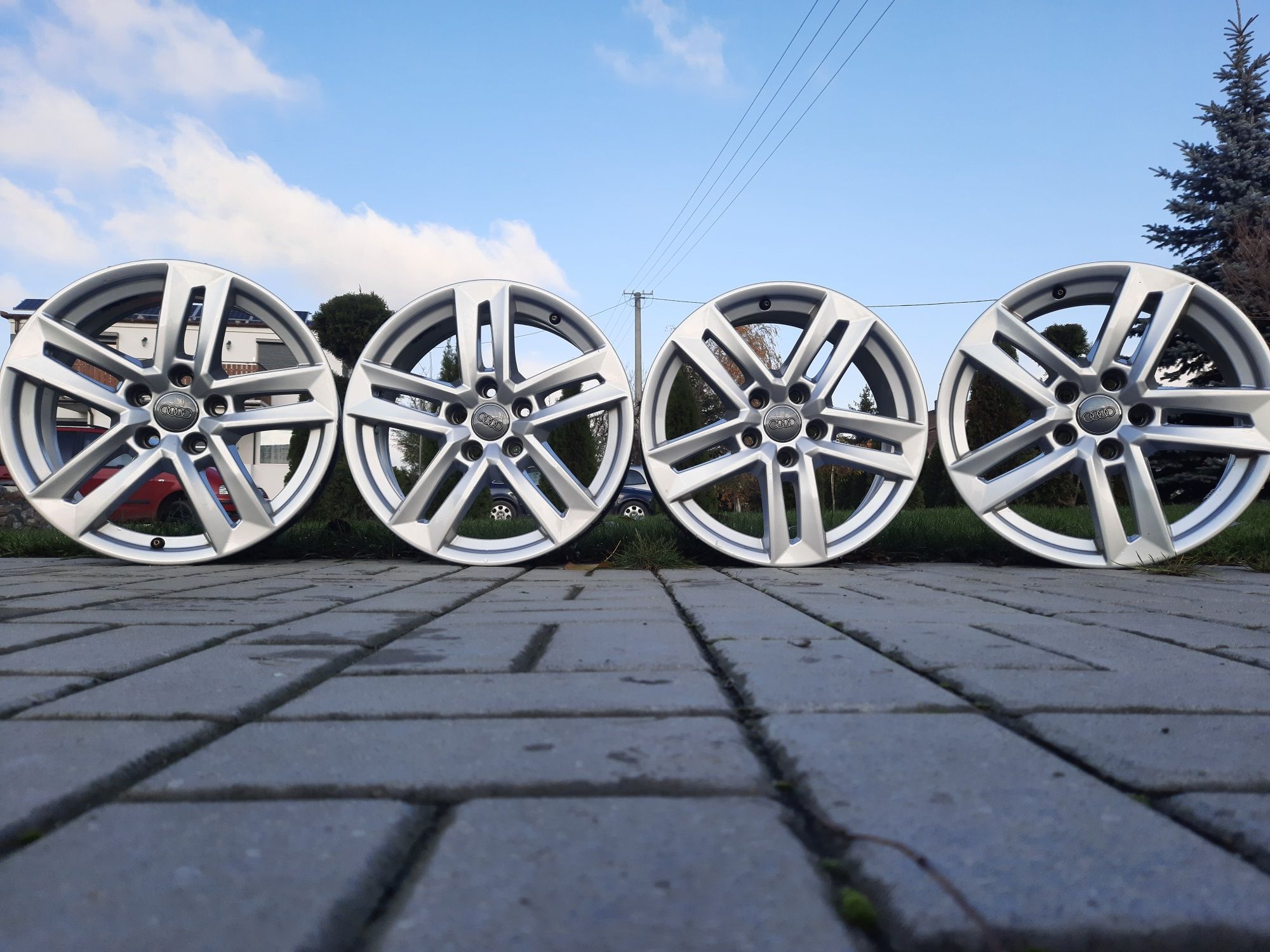 Alufelgi 17" Audi A4 B8 B7 A6 C7 C6 A3 8V VW Golf Skoda Octavia