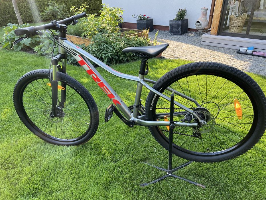 TREK marlin 4 rozmiar S, koła 27,5