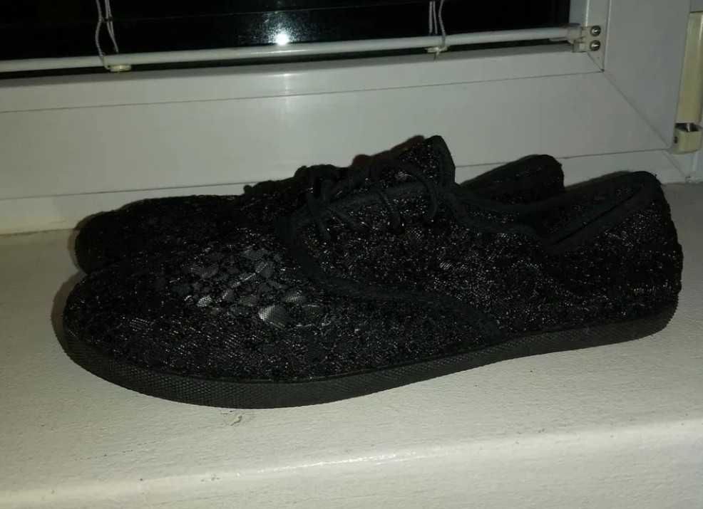 czarne trampki koronka stan idealny 40