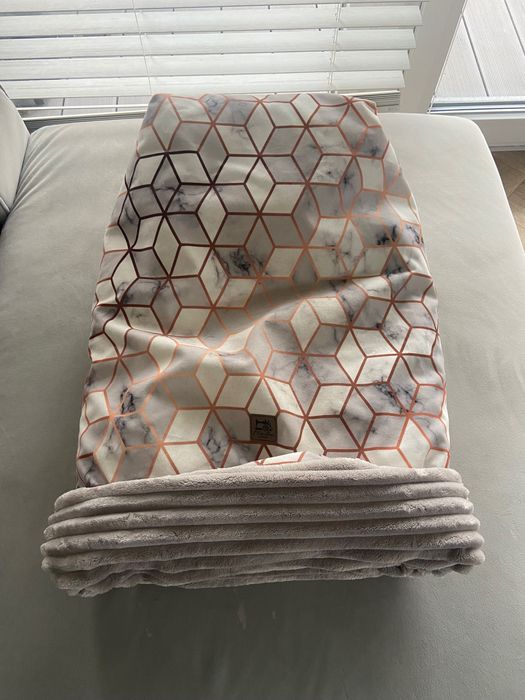 Kokon dla kota ręcznie szyty od Madlen