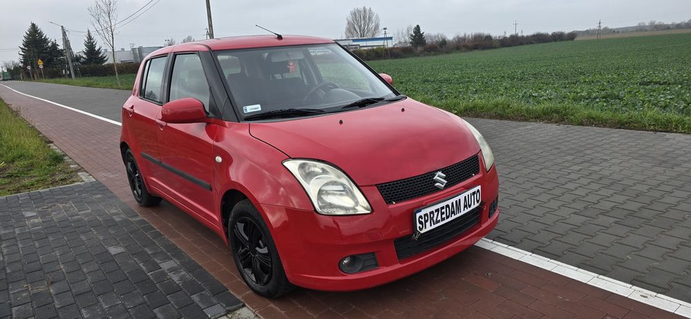 Suzuki Swift 1.3B 2005r, 5 drzwi klima