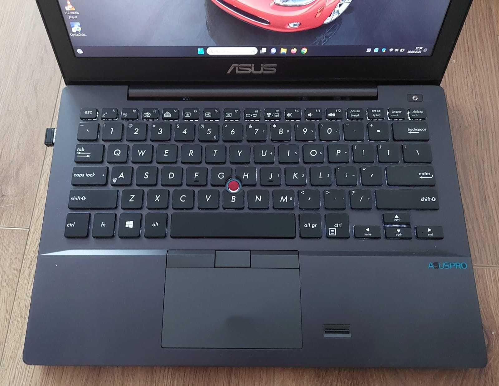 Laptop ASUS BU201 CPU: i5|RAM:8GB|SSD:240GB