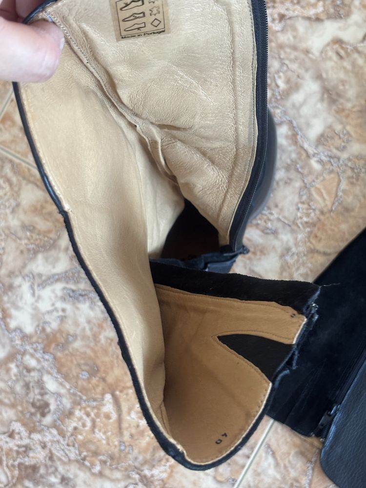 Botas de pele Cubanas cor preto tamanho 40