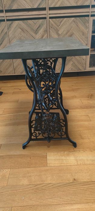 Stolik z maszyny do szycia Nogi od maszyny do szycia Singer