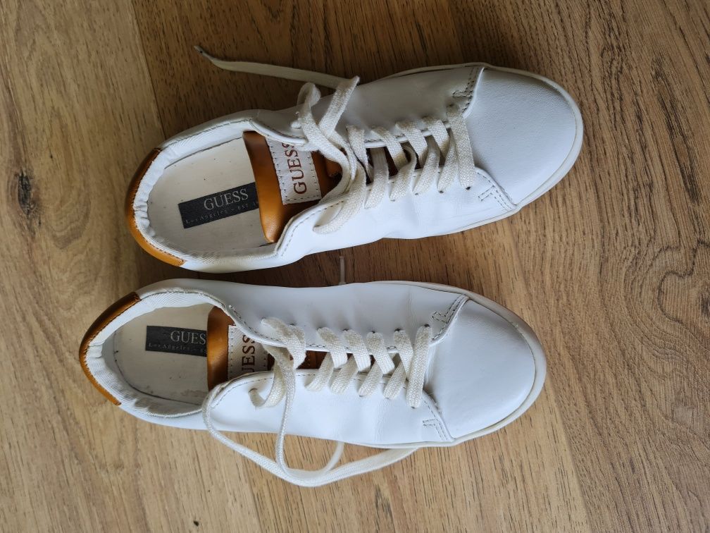sneakersy adidasy trampki buty sportowe GUESS Patricia FL5PAT
Sneakers