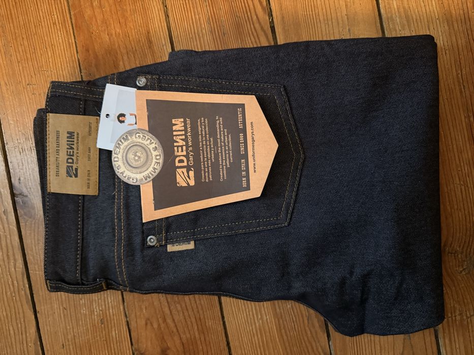 Calças e calções variados