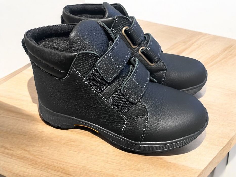 Шкіряні дитячі ботинки