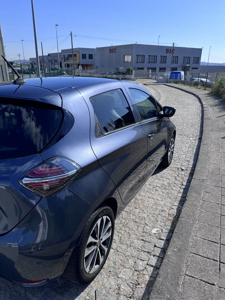 Renault Zoe intens (selection) r135 - ccs - 52Kw (Bateria própria)