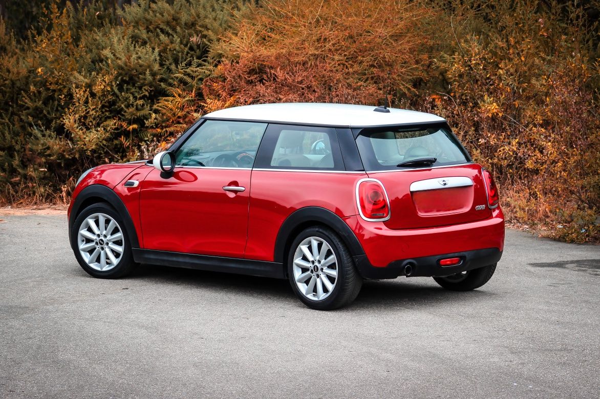 Mini Cooper F56.