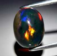 Opal naturalny 1,9 ct Black