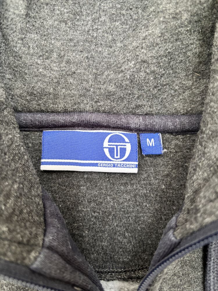 Продам кофту Sergio Tacchini