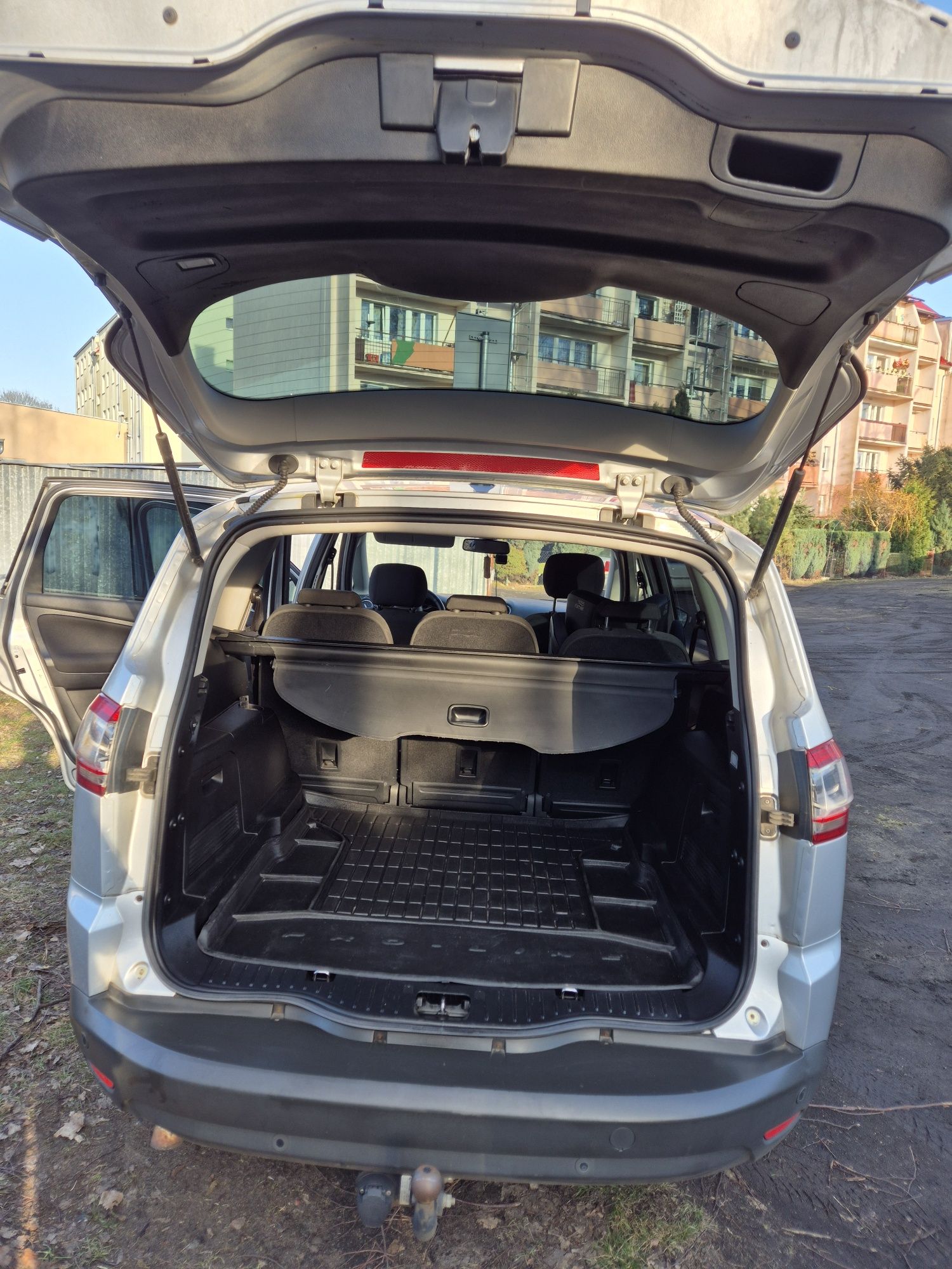 Ford S-Max 2011r 2.0 164 KM