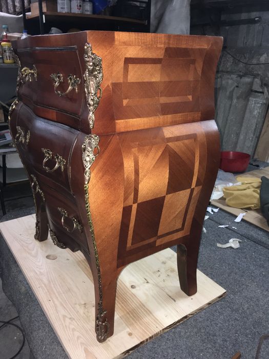 Reparação e restauro de mobiliario