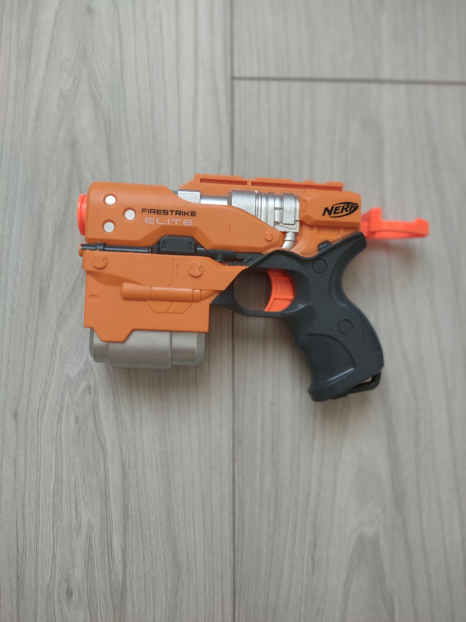 Nerf Нерф пистолет