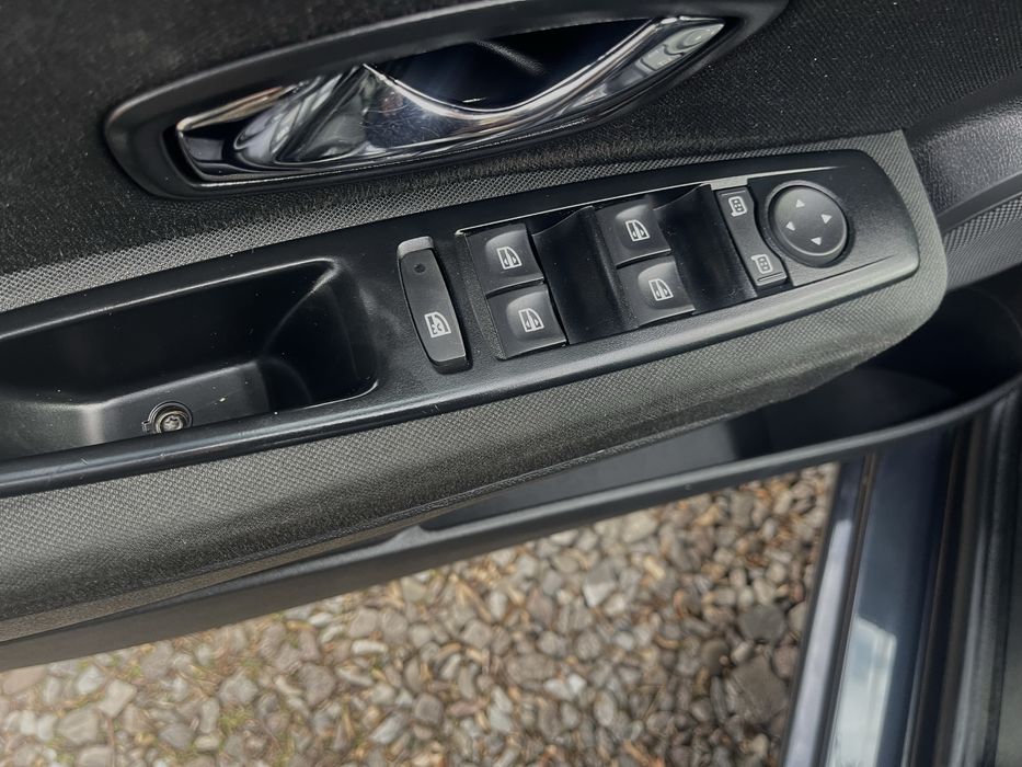 Рено Мегане автомат