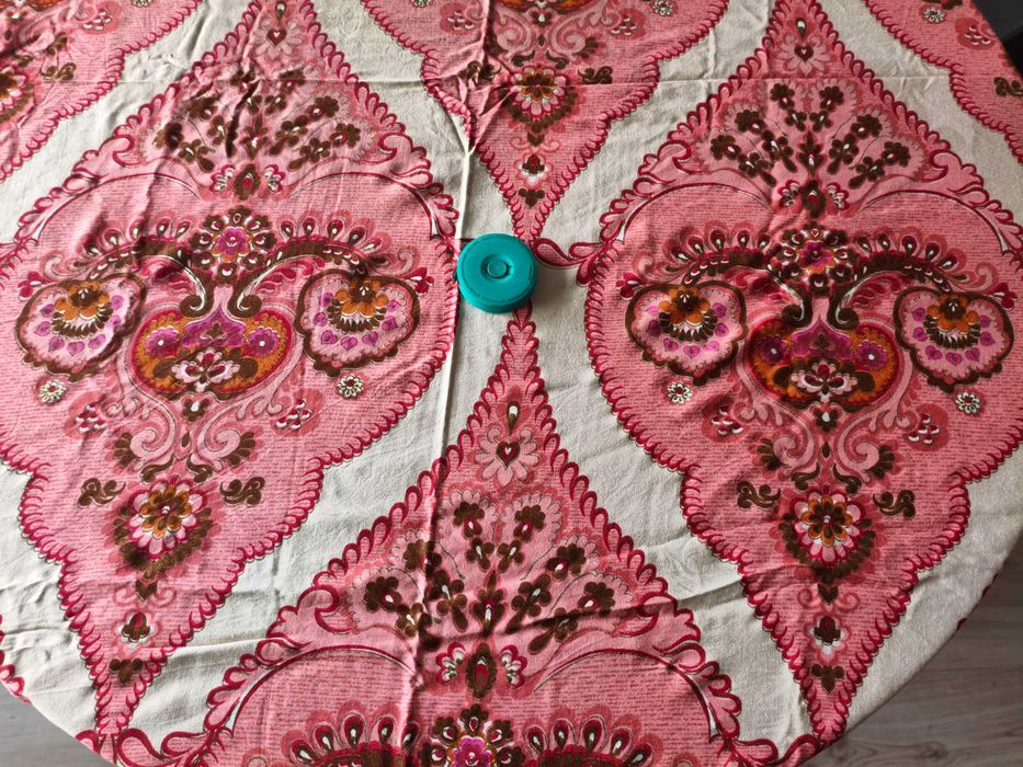 Obrus wzorzysty Satyna 100%bawełna PRL 154x126cm