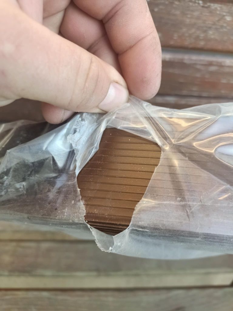 Taśma ogrodzeniowa brązowa 400mb