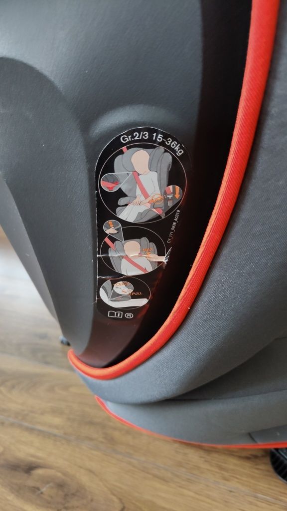 Fotelik samochodowy 15-36 kg Cybex Yari ISOFIX lub pasy