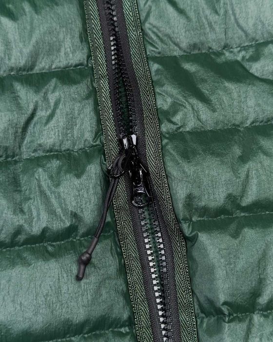 Пуховик STONE ISLAND 24FW 40324 Loom Woven Chambers Light Down Jacke