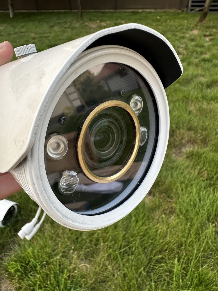 Zestaw 4 kamer 3M IP + rejestrator cyfrowy firmy MSJ, monitoring video