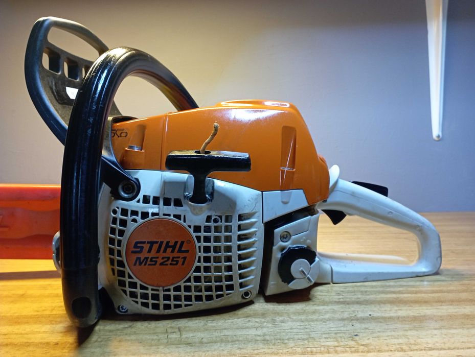 Stihl MS 251 Sprzedam