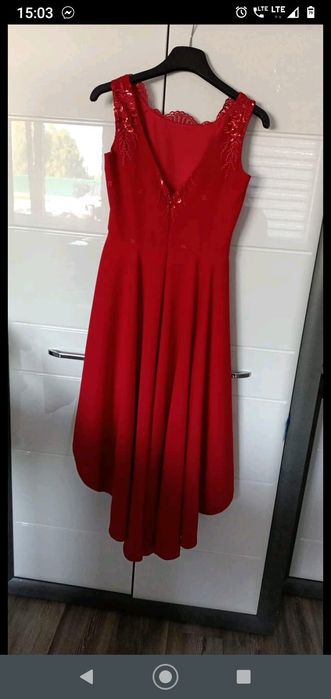 Sukienka czerwona rozm M