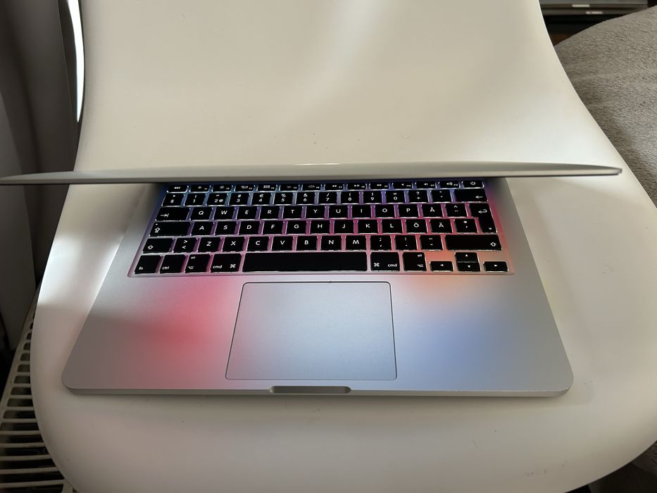 MacBook Pro 13 A1502 i5 2.7Ghz 8GB 256GB SSD