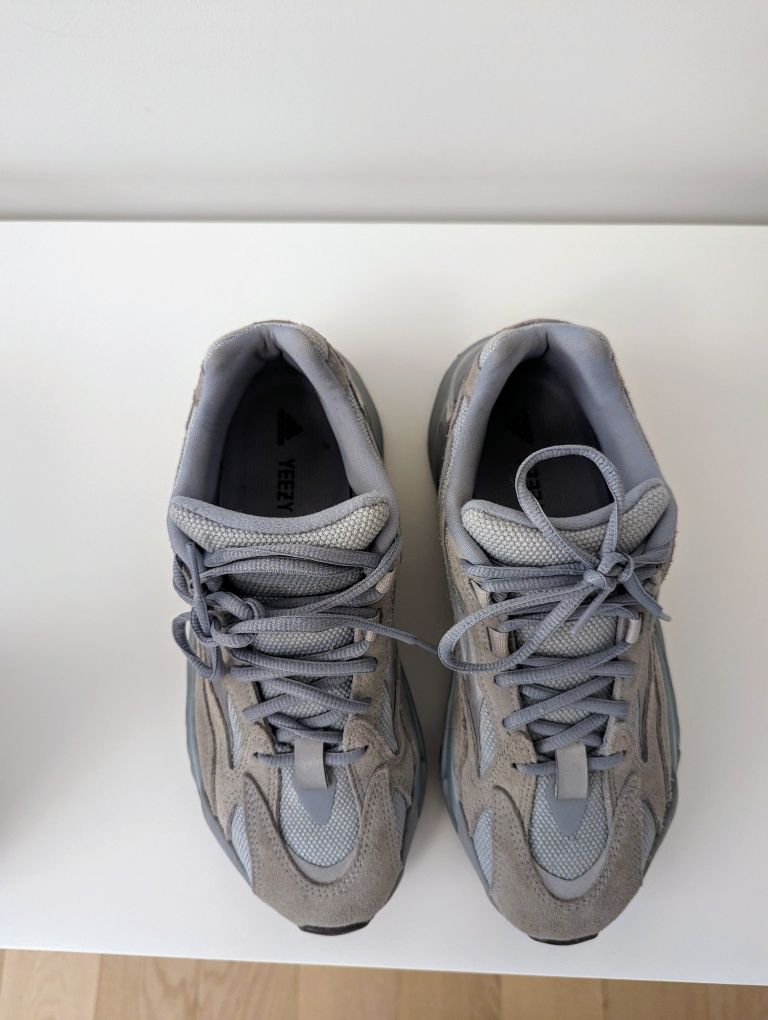 Yeezy 700v2 hospital blue