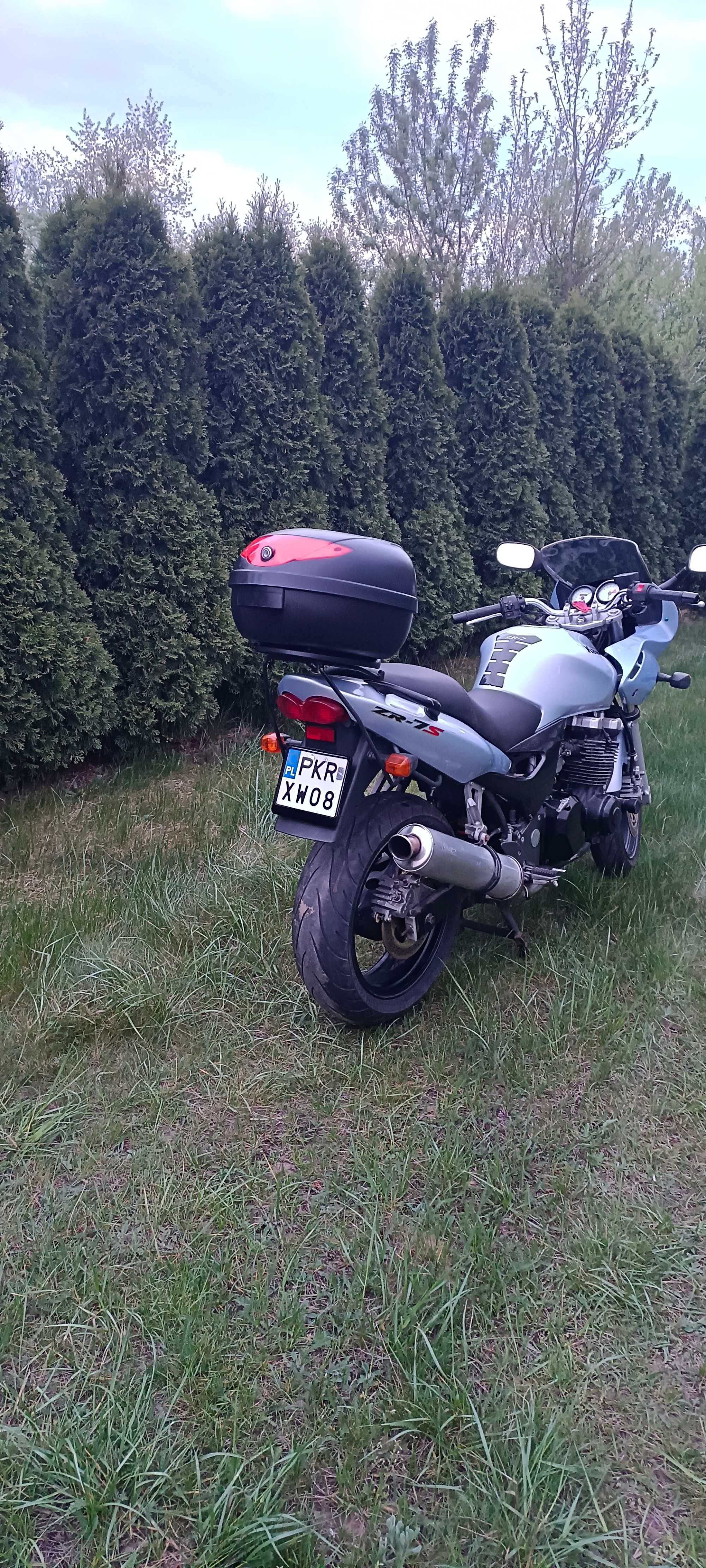 Kawasaki ZR7S 2003R