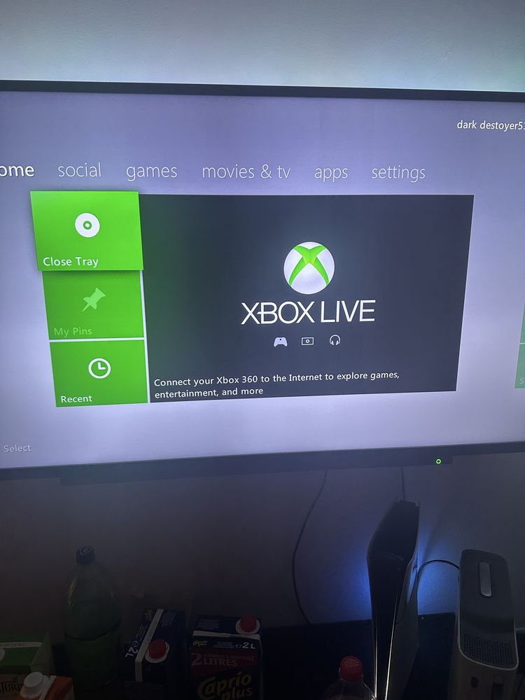 Xbox 360 +17gier+3dyski +pady dostepne od 20/04/2025