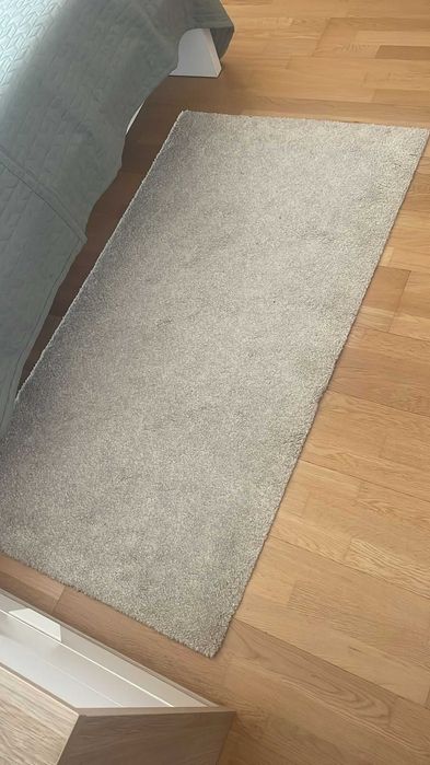 tapetes IKEA STOENSE em bom estado