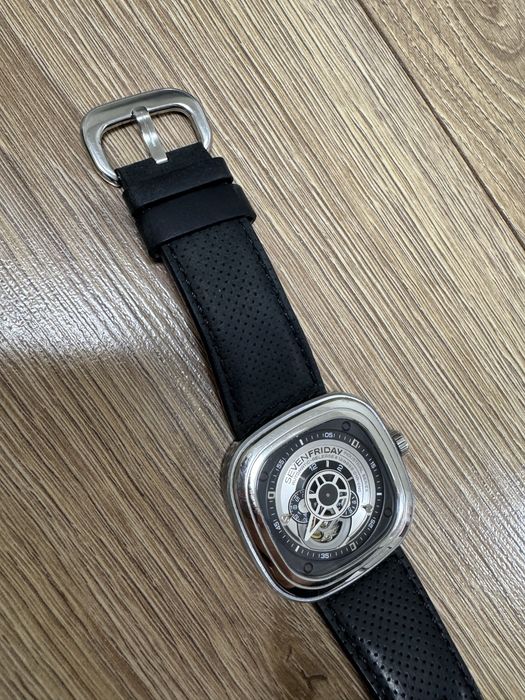 Sevenfriday годинник часы  стиль і надійність