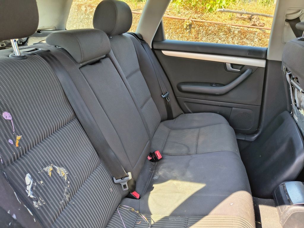 Audi A4 Avant B7 S-Line 2.0 TDI (2006) – Para peças ou projeto
