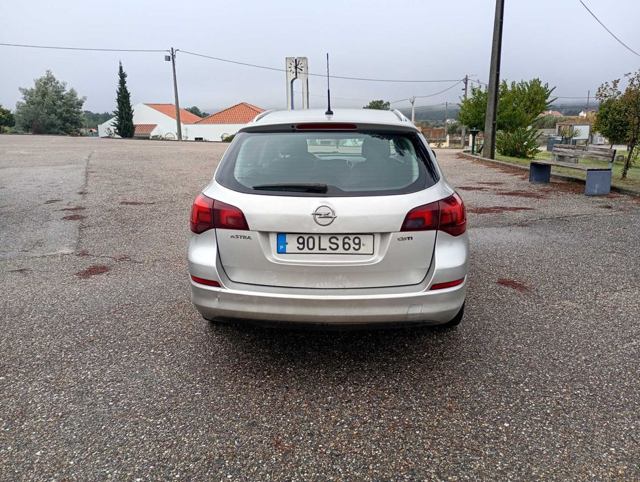 Opel astra 1.7 CDTI  muito econômica
