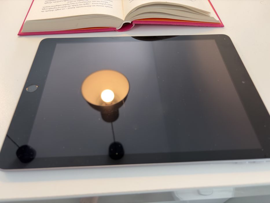 Ipad 6 Zestaw z etui oraz rysikiem