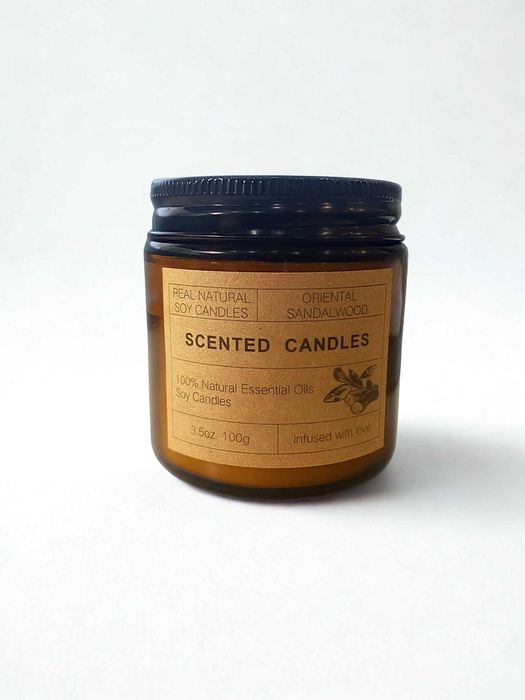 Świeczka o zapachu orientalnego drzewa sandałowego