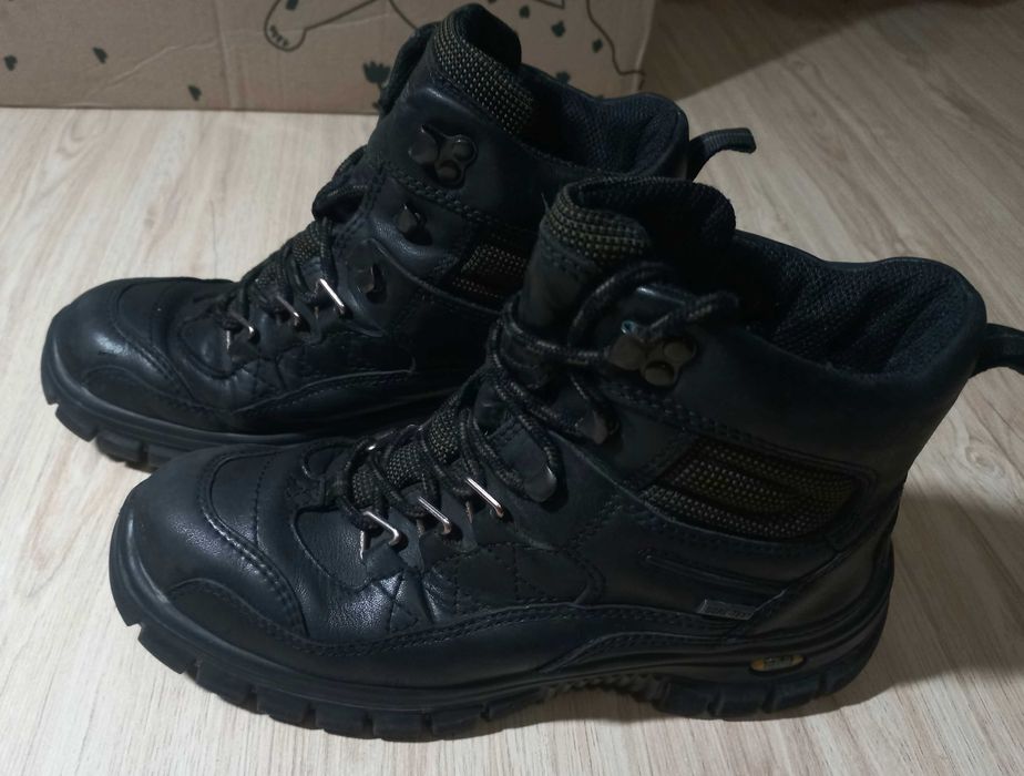 Черевики ecco goretex для підлітка трекінг в гори непромокає оригінал