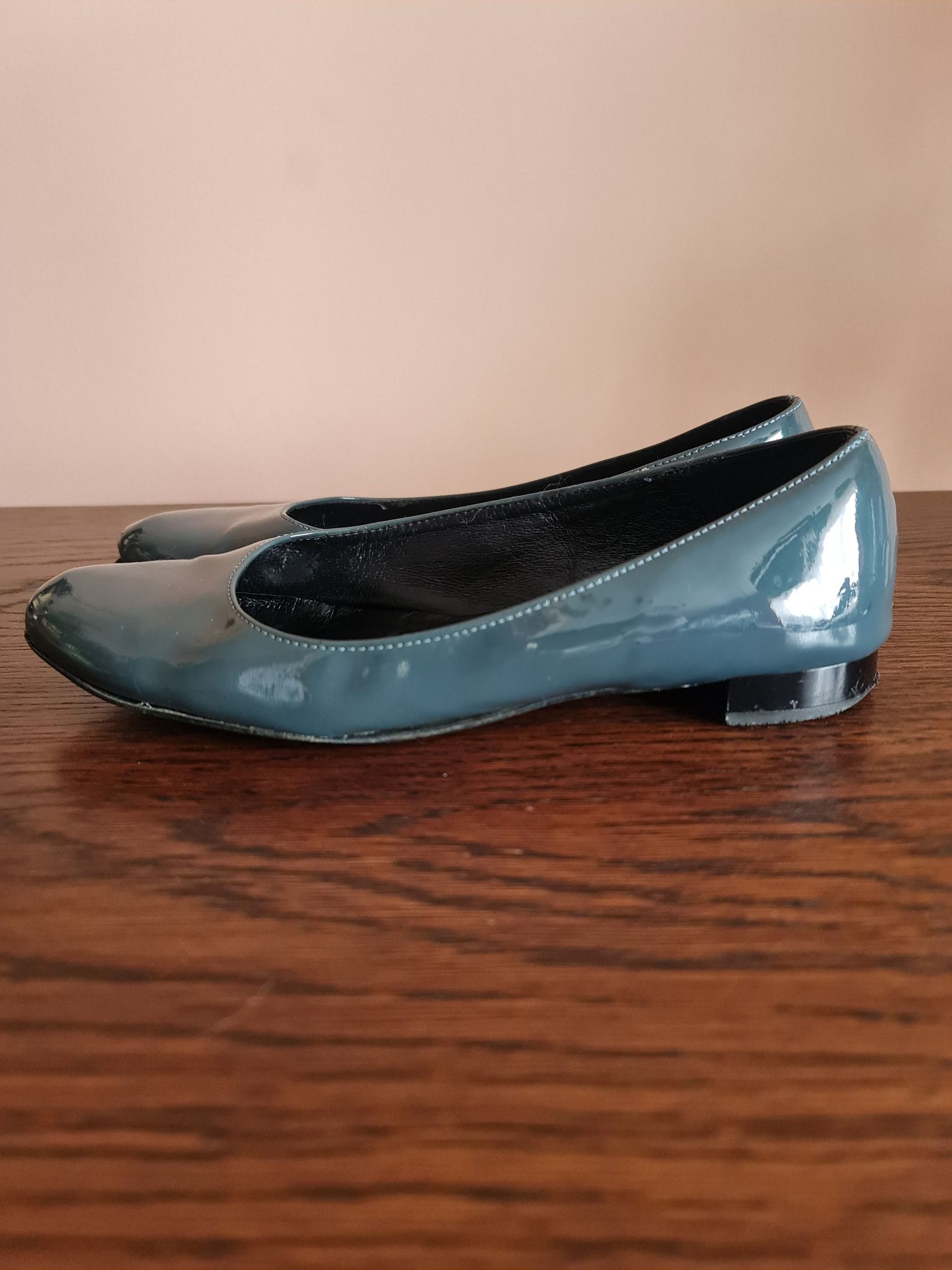 Buty damskie Nessi czółenka skóra naturalna lakierowana skórzane