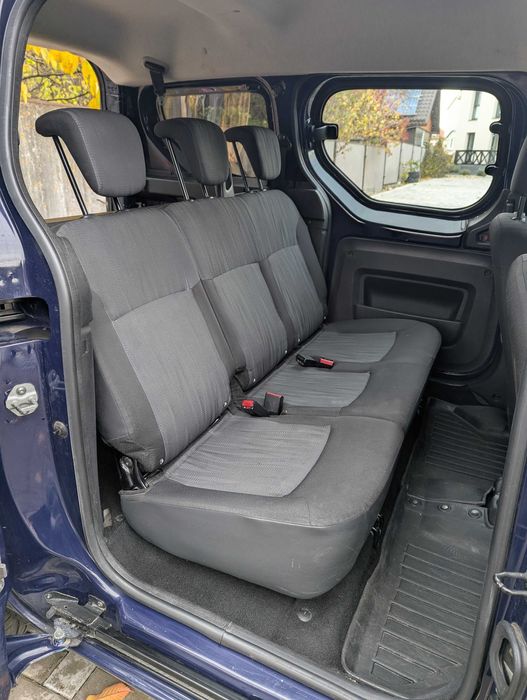 Автомобіль Dacia Dokker 2014 рік