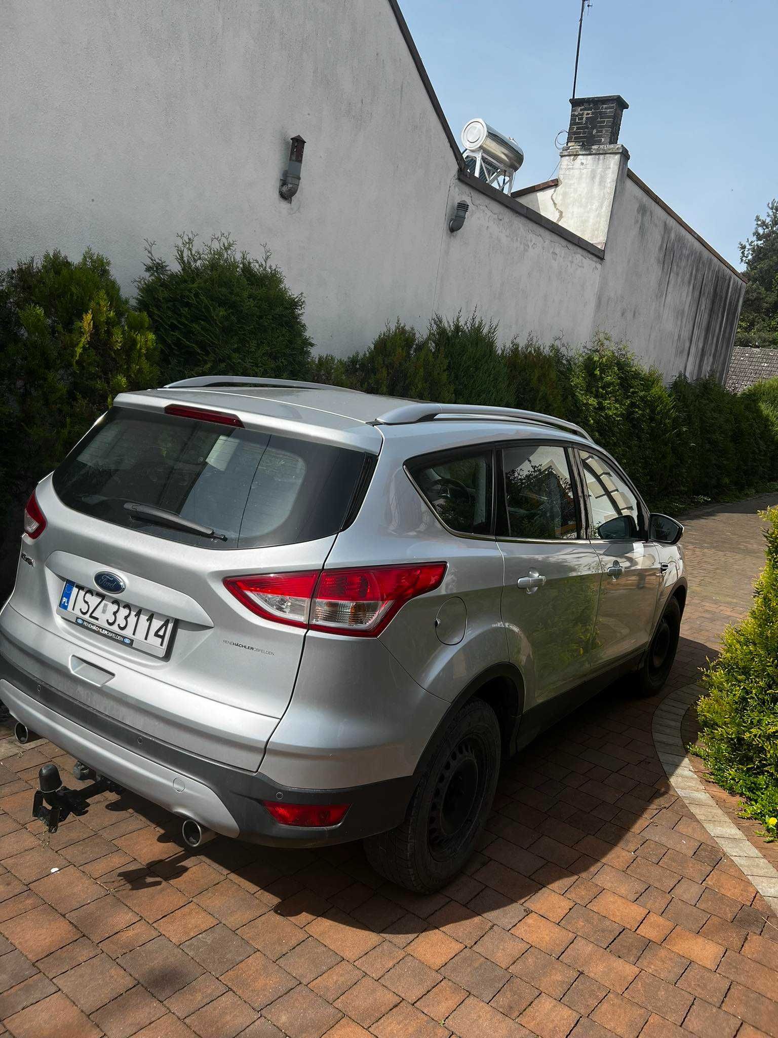 ford kuga titanum 2013 rok