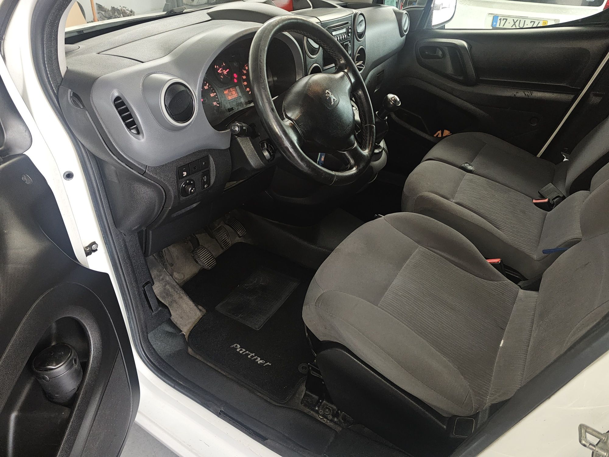 Peugeot Partner longa